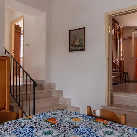 Apartment Casa Leonardo Licata